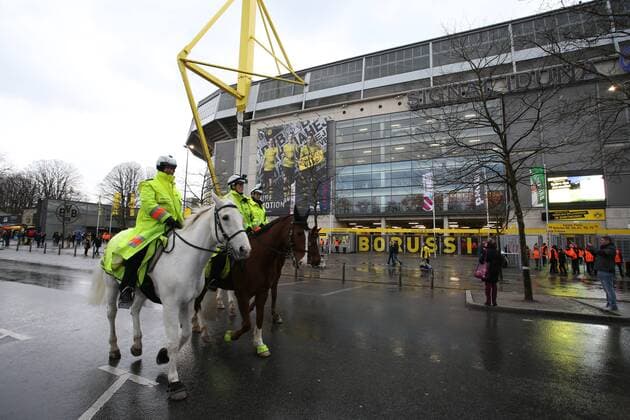 SOCCER - EL, Dortmund vs RBS DORTMUND,GERMANY,08.MAR.18 - SOCCER - UEFA Europa League, last sixteen, Borussia Dortmund vs Red Bull Salzburg. Image shows policehorses. GEPAxpictures xMathiasxMandl
