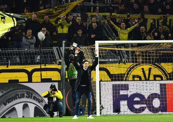 08 03 2018 xjhx Football Europe League Borussia Dortmund RB Salzburg emporer l Marc Bartra in front of Südtribuene Dortmund