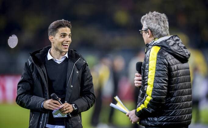 Football UEFA Europa League EL season 2017 2018 Eighth finals Borussia Dortmund RB Salzburg in Dortmund North Rhine Westphalia Marc Bartra l welcomes stadium announcer Norbert Dickel Copyright: xKirchner DavidxInderliedx