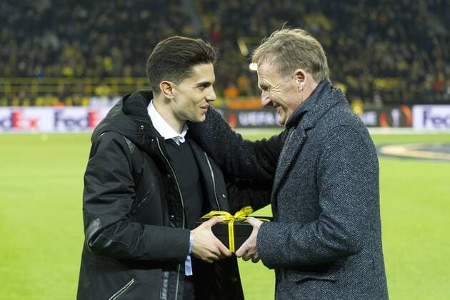 Dortmund Germany 08 03 2018 UEFA Europa League 2017 18 Season Round of 16 Borussia Dortmund Red Bull Salzburg Marc Bartra and Managing Director Hans Joachim Watzke BVB DeFodi053