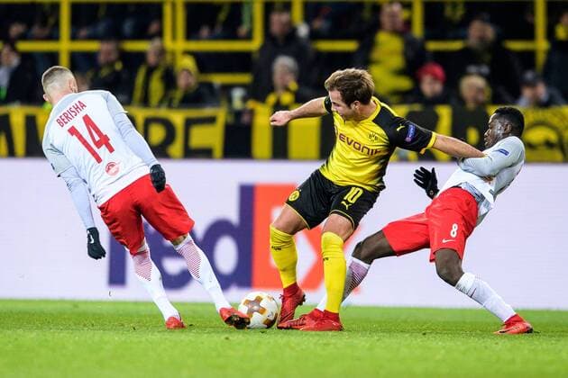 Valon Berisha FC Salzburg 14 Mario Goetze Borussia Dortmund 10 and Diadie Samassekou FC Salzburg 8 in the Europa League Round of 16 between Borussia Dortmund and FC Salzburg on 08 03 2018 Dortmund Copyright: xSchuelerx xEibnerx-xPressefotox EP_JSE