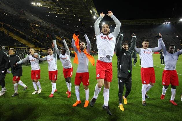 Bilder des Tages - SPORT SOCCER - EL, Dortmund vs RBS DORTMUND,GERMANY,08.MAR.18 - SOCCER - UEFA Europa League, last sixteen, Borussia Dortmund vs Red Bull Salzburg. Image shows the rejoicing of RBS. GEPAxpictures xMathiasxMandl