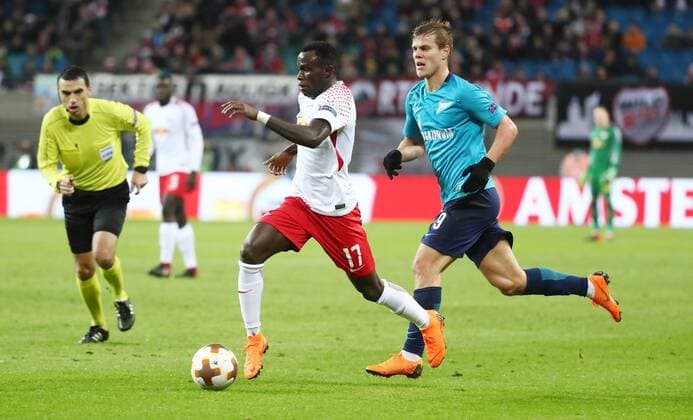 RB Leipzig St Petersburg Soccer Euro League Leipzig 08 03 2018 Red Bull Arena Soccer UEFA Euro League Round of 16 First leg RB Leipzig vs. FK Zenit St Petersburg Picture v l Referee Ovidiu Hategan ROU Bruma 17 RB Leipzig and AleksandrÊKokorin 9 Zenit