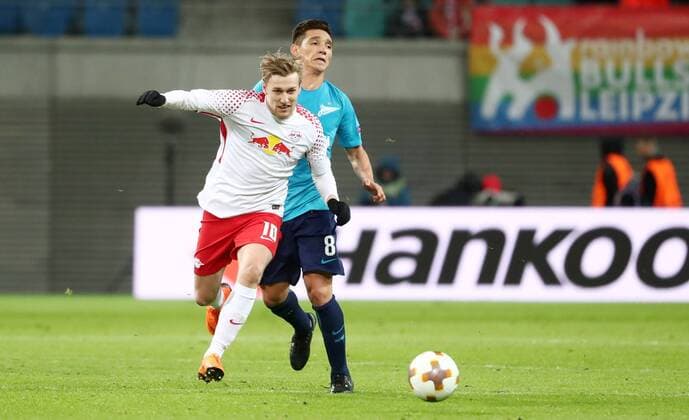 RB Leipzig St Petersburg Soccer Euro League Leipzig 08 03 2018 Red Bull Arena Soccer UEFA Euro League Round of 16 First leg RB Leipzig vs. FK Zenit St Petersburg Picture Emil Forsberg 10 RB Leipzig ahead of MatiasÊKranevitter 8 Zenit