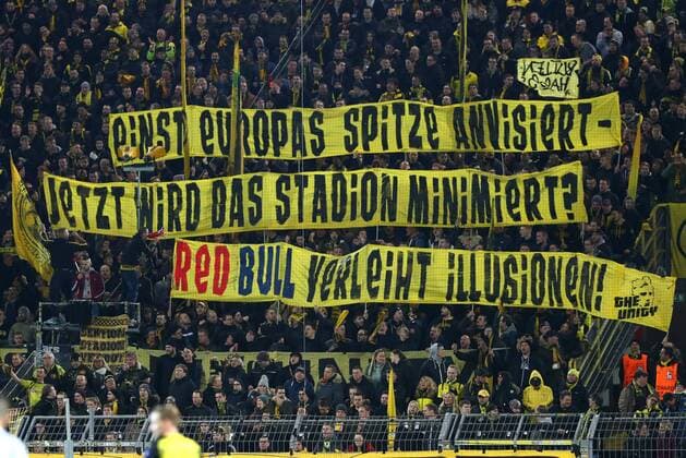 Thursday 08 03 2018 Season 2017 2018 Euro League Round of 16 First leg in Dortmund Signal Iduna Park BVB 09 Borussia Dortmund FC Salzburg Protest of BVB Ultras by The Unity against the club FC Salzburg by banner Once on Europes head The stadium is now minimized Red Bull gives illusions