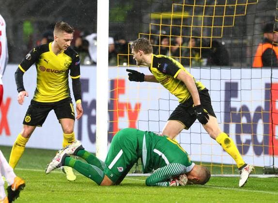 Thursday 08 03 2018 Season 2017 2018 Euro League Round of 16 First leg in Dortmund Signal Iduna Park BVB 09 Borussia Dortmund FC Salzburg Marco Reus BVB Alexander Walke Goalkeeper FCS Andre Schuerrle BVB scored the first goal of the match 1 2