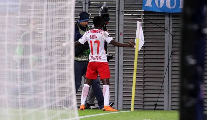 RB Leipzig St Petersburg Soccer Euro League Leipzig 08 03 2018 Red Bull Arena Soccer UEFA Euro League Round of 16 First League FC RB Leipzig vs Zenit St Petersburg The Figure for RB Leipzig Bruma 17 RB Leipzig scores 0 goals scored against goalkeeper AndreiÊLunev 99 Zenit and rejoices