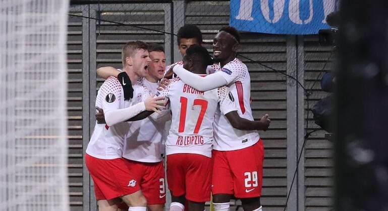 RB Leipzig St Petersburg Soccer Euro League Leipzig 08 03 2018 Red Bull Arena Soccer UEFA Euro League Round of 16 First League FC RB Leipzig vs Zenit St Petersburg The Figure for RB Leipzig Bruma 17 RB Leipzig scores 0 goals scored against goalkeeper AndreiÊLunev 99 Zenit and rejoices