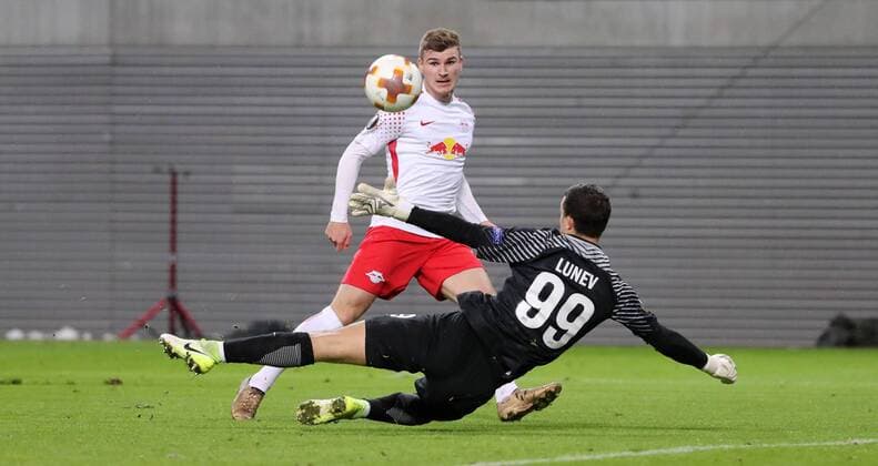 RB Leipzig St Petersburg Soccer Euro League Leipzig 08 03 2018 Red Bull Arena Soccer UEFA Euro League Round of 16 First Leg FC RB Leipzig vs. Zenit St Petersburg Pictured goal for RB Leipzig Timo Werner 11 RB Leipzig scored the goal for 2 0 against goalkeeper AndreiÊLunev 99 Zenit