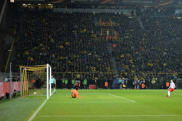 Dortmund Signal Iduna Park 08 03 18 UEFA Europa League Round of 16 Borussia Dortmund RB Salzburg Bild Valon Berisha RB Salzburg scores from 0-1 xsmmpJPGx