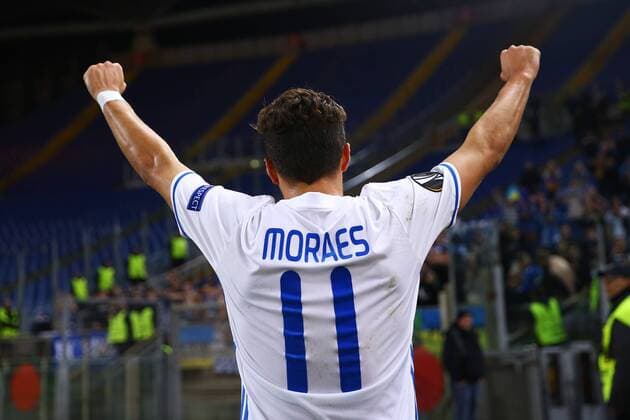 Bilder des Tages - SPORT March 8, 2018 - Rome, Italy - SS Lazio v FC Dynamo Kyiv - UEFA Europa League Round of 16 - 1st leg.Junior Moraes of Dynamo Kyiv greeting the supporters at Olimpico Stadium in Rome, Italy on March 8, 2018. Lazio v Dynamo Kiev - UEFA Europa League Round of 16: First Leg  - ZUMAn230 20180308_zaa_n230_909 Copyright: xMatteoxCiambellix