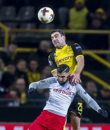 Football UEFA Europa League EL Season 2017 2018 Eighth finals Borussia Dortmund RB Salzburg in Dortmund North Rhine Westphalia Dortmunds Sokratis and Salzburgs Munas Dabbur fight for the ball Copyright: xKirchner DavidxInderliedx