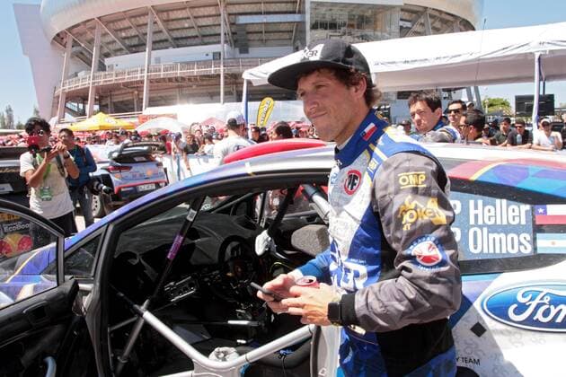 Chilean Pedro Heller greets fans during the Mexico Rally 2018 in Leon, Guanajuato, Mexico, 10 March 2018. Rally Mexico 2018 !ACHTUNG: NUR REDAKTIONELLE NUTZUNG!  Copyright: xMarioxCastillox LEO012 20180310-636563154151582527