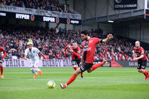 06 Clement GRENIER (gui) - PENALTY - BUT FOOTBALL : Guingamp vs Nice - Ligue 1 Conforama - 11 03 2018 FEP Panoramic 