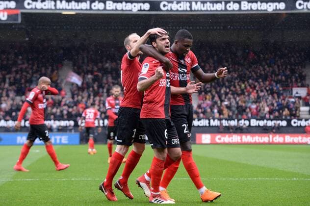 06 Clement GRENIER (gui) - 21 Marcus THURAM (gui) - JOIE FOOTBALL : Guingamp vs Nice - Ligue 1 Conforama - 11 03 2018 FEP Panoramic 