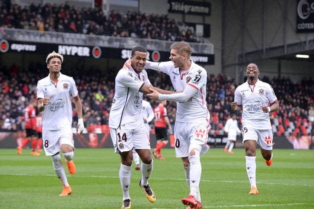 14 Alassane PLEA (nice) - 25 Wylan CYPRIEN (nice) - 20 MAXIME LE MARCHAND (nice) - JOIE FOOTBALL : Guingamp vs Nice - Ligue 1 Conforama - 11 03 2018 FEP Panoramic 