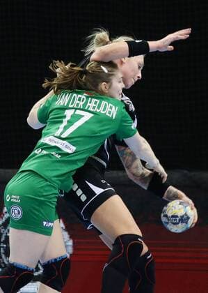 Ludwigsburg Handball EHF Champions League SG BBM Bietigheim vs. FTC Rail Cargo Hungaria from left Fabijan Kraljevic Croatia Fabio Sprotte Germania