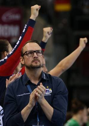 Ludwigsburg Handball EHF Champions League SG BBM Bietigheim vs FTC Rail Cargo Hungaria Martin Albertsen Coach BBM