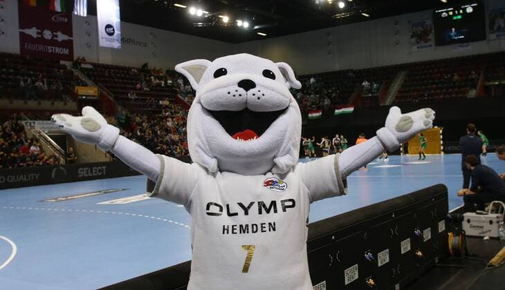 Ludwigsburg Handball EHF Champions League SG BBM Bietigheim vs FTC Rail Cargo Hungaria Overview Mascot Lotte