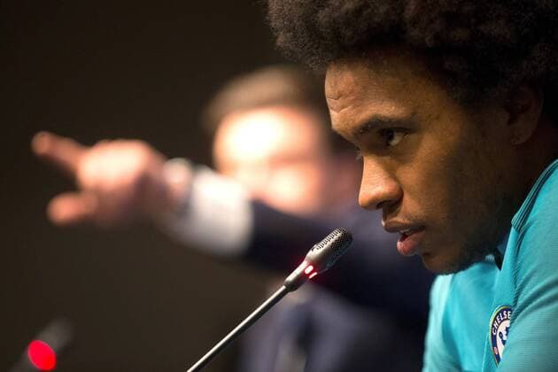 Chelsea s winger Willian Borges da Silva attends a press conference PK Pressekonferenz in Barcelona, Spain, 13 March 2018. FC Barcelona Barca will face Chelsea FC on a Champions League round of 16 second leg soccer match on 14 March 2018 at the Camp Nou stadium in Barcelona. Chelsea s press conference !ACHTUNG: NUR REDAKTIONELLE NUTZUNG!  Copyright: xEnricxFontcubertax GRAF1384 20180313-636565661561831057
