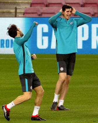 Chelsea FC s Cesc Fabregas (L) and Alvaro Morata participate in a training session of the team at the Camp Nou stadium in Barcelona, Catalonia, Spain, 13 March 2018. Chelsea FC will face FC Barcelona Barca tomorrow for the UEFA Champions League round of 16 second leg match. Chelsea s training session !ACHTUNG: NUR REDAKTIONELLE NUTZUNG!  Copyright: xEnricxFontcubertax BCN003 20180313-636565710187597057