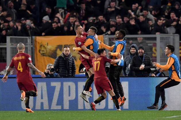 Esultanza dopo il gol di Edin Dzeko Roma. Goal celebration. Roma 13-03-2018 Stadio Olimpico Champions League, Ottavi di Finale. AS Roma - Shakhtar Donetsk Foto Antonietta Baldassarre Insidefoto AntoxBaldassarre