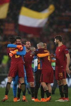 13.03.2018. Stadio Olimpico, Rome, Italy. Uefa Champions League AS Roma vs Shakhtar Donetsk . As Roma players celebrates victory at end of the match at Stadio Olimpico in Rome.  Copyright: xMarcoxIacobuccix xIPAx xMarcoxIacobuccix