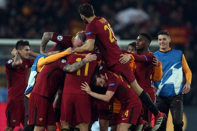 13.03.2018. Stadio Olimpico, Rome, Italy. Uefa Champions League AS Roma vs Shakhtar Donetsk . As Roma players celebrates victory at end of the match at Stadio Olimpico in Rome.  Copyright: xMarcoxIacobuccix xIPAx xMarcoxIacobuccix