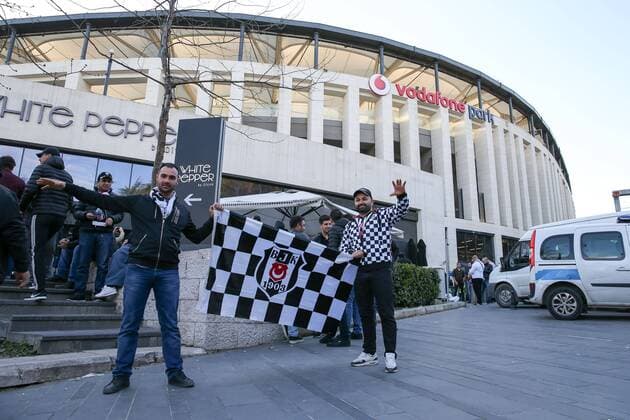 Besiktas fans in front of Vodafone Park Besiktas vs FC Bayern Muenchen Football Round of 16 Champions League 14 03 2018 Istanbul Istanbul Turkey Copyright: xkolbert-press ChristianxKolbertx