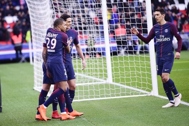 joie des joueurs du PSG apres le second but de Kylian Mbappe (PSG) FOOTBALL : PSG vs Angers - Conforama Ligue1 - 14 03 2018 JBAutissier Panoramic 