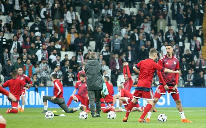 Players of Bayern Munchen during the Champions league second leg match between Besiktas and Bayern Munchen at Vodafone Park in Istanbul , Turkey on March 14 , 2018. 