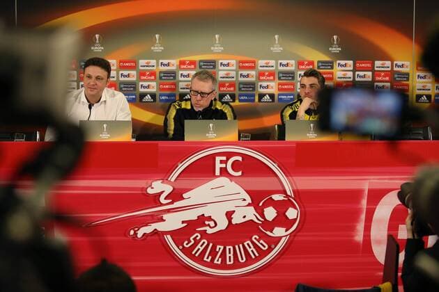 SOCCER - UEFA EL, RBS vs Dortmund SALZBURG,AUSTRIA,14.MAR.18 - SOCCER - UEFA Europa League, Red Bull Salzburg vs Borussia Dortmund, preview, press conference PK Pressekonferenz of Dortmund. Image shows head coach Peter Stoeger and Maximilian Philipp (Dortmund). GEPAxpictures xMathiasxMandl