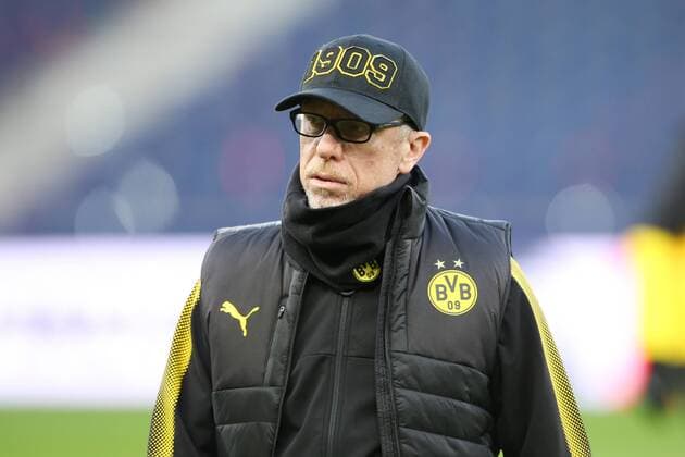 SOCCER - UEFA EL, RBS vs Dortmund SALZBURG,AUSTRIA,14.MAR.18 - SOCCER - UEFA Europa League, Red Bull Salzburg vs Borussia Dortmund, preview, training of Dortmund. Image shows head coach Peter Stoeger (Dortmund). GEPAxpictures xMathiasxMandl