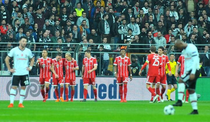 Bayern Munich s Thiago Alcantara celebrate his goal with his teammates during Besiktas - Bayern Munich UEFA Champions League round of 16 second leg soccer match in Vodafone Arena, Istanbul, Turkey, Mar 14, 2018.  15949896