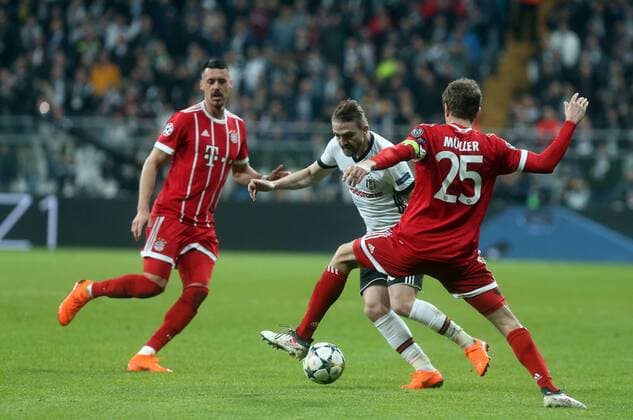 Fußball, CL, Besiktas Istanbul - Bayern München Besiktas Caner Erkin during Besiktas - Bayern Munich UEFA Champions League round of 16 second leg soccer match in Vodafone Arena, Istanbul, Turkey, Mar 14, 2018.  Copyright: TolgaxAdanali 15950047
