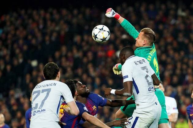 FC Barcelona Barca s Ter Stegen (R) clears a ball from Chelsea s Antonio Rudiger during the UEFA Champions League round of 16 second leg match between FC Barcelona and Chelsea at the Camp Nou stadium in Barcelona, Catalonia, Spain, 14 March 2018. FC Barcelona vs. Chelsea !ACHTUNG: NUR REDAKTIONELLE NUTZUNG!  Copyright: xAlejandroxGarciax BCN024 20180314-636566635571881176