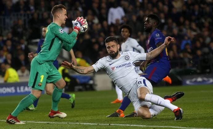 Partido de vuelta de octavos de la Liga de Campeones entre el Barcelona y el Chelsea en el Camp Nou. En la imagen, Ter Stegen y Giroud.Secong leg of 1 8 Champions League match between Barcelona and Chelsea. In this picture, Ter Stegen and Giroud. 