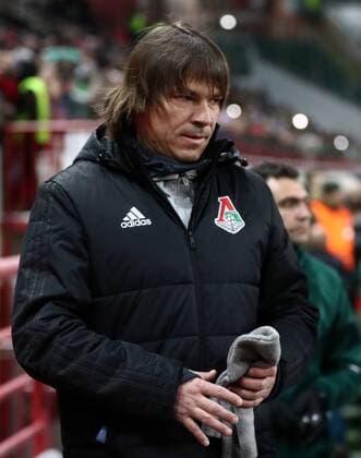 MOSCOW, RUSSIA - MARCH 15, 2018: Lokomotiv Moscow s manager Dmitry Loskov in the 2017-2018 UEFA Europa League Round of 16 second leg football match against Atletico Madrid at RZD Arena (Lokomotiv Stadium). Valery Sharifulin TASS  TS077E1B