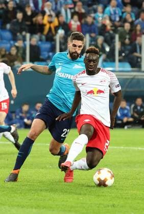 St Petersburg RB Leipzig Soccer Euro League Saint Petersburg 15 03 2018 Krestowski Stadium Soccer UEFA Euro League Round of 16 Relegation FK Zenit St Petersburg vs. RB Leipzig The picture v l MihaÊMevlja 23 Zenit and Jean Kevin Augustin 29 RB Leipzig