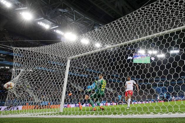 ST PETERSBURG, RUSSIA - MARCH 15, 2018: RB Leipzig s players concede a goal in the 2017-2018 UEFA Europa League Round of 16 second leg football match against Zenit St Petersburg at Saint Petersburg Stadium. Peter Kovalev TASS  TS077E69