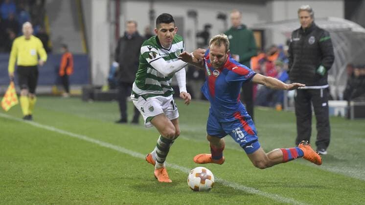 Rodrigo Battaglia of Sporting, left, and Daniel Kolar of Viktoria in action during the second leg of the quarterfinal match of the Europe League in Pilsen, Czech Republic, March 15, 2018. (CTKxPhoto MichalxKamaryt) CTKPhotoP201803151117901  kmt 3