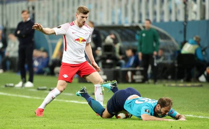 St Petersburg RB Leipzig Soccer Euro League Saint Petersburg 15 03 2018 Krestowski Stadium Soccer UEFA Euro League Round of 16 Relegation FK Zenit St Petersburg vs. RB Leipzig Pictured l Timo Werner 11 RB Leipzig and BranislavÊIvanovic 60 Zenit