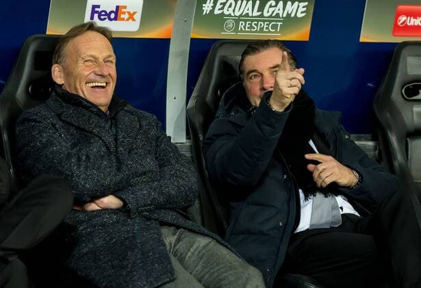 Salzburg Austria 15 03 2018 UEFA Europa League 2017 18 Season Round of 16 Second leg Red Bull Salzburg BV Borussia Dortmund Managing Director Hans Joachim Watzke BVB Sporting Director Michael Zorc BVB laughs laugh DeFodi048