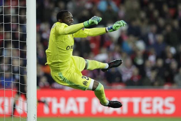 (L-R) *Steve Mandanda* of Olympique de Marseille during the Athletic Club Bilbao vs Olympique de Marseille, UEFA Europa League at San Mames Stadium in Bilbao on March 15, 2018. (© DAVID CANTIBRERA CORDON PRESS)  x©xDAVIDxCANTIBRERAx xx