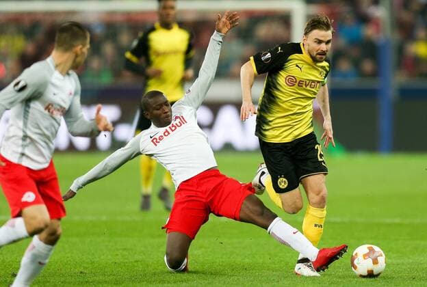 15 03 2018 Red Bull Arena Salzburg UEFA Champions League Round of 16 UEFA Champions League Round of 16 Amadou Haidara FC Salzburg and Marcel Schmelzer Borussia Dortmund during the UEFA Europa League Round of 16 2nd leg matches between FC Salzburg and Borussia Dortmund at the Red Bull Arena in Salzburg Austria on 2018 03 15 Salzburg  EX_RHA