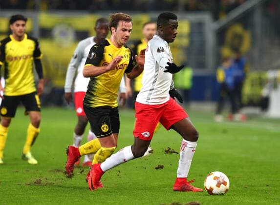 Thursday 15 03 2018 Season 2017 2018 Euro League Round of 16 second leg at the Salzburg Red Bull Arena FC Salzburg BVB 09 Borussia Dortmund Mario Goetze BV against Diadie Samassekou FCS v 1