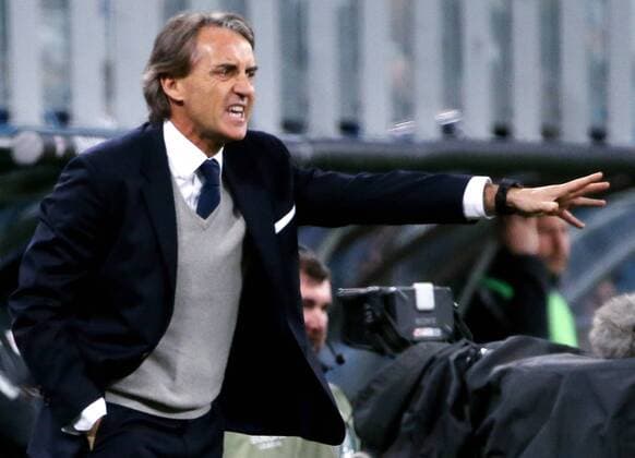 ST PETERSBURG, RUSSIA - MARCH 15, 2018: Zenit St Petersburg s manager Roberto Mancini reacts in the 2017-2018 UEFA Europa League Round of 16 second leg football match against RB Leipzig at Saint Petersburg Stadium. The game ended in a 1-1 draw. Alexander Demianchuk TASS  TS077E7B