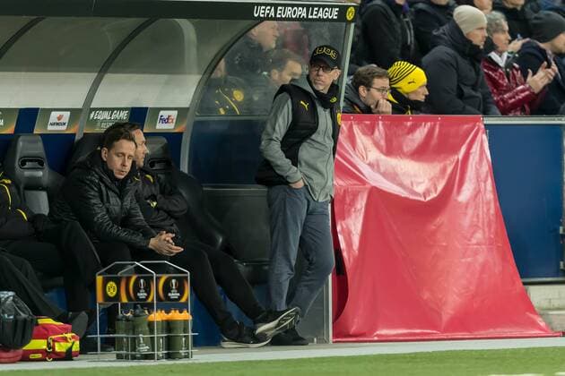 Salzburg Austria 15 03 2018 UEFA Europa League 2017 18 Season Round of 16 Second leg Red Bull Salzburg BV Borussia Dortmund Coach Peter Stoeger BVB is watching DeFodi048