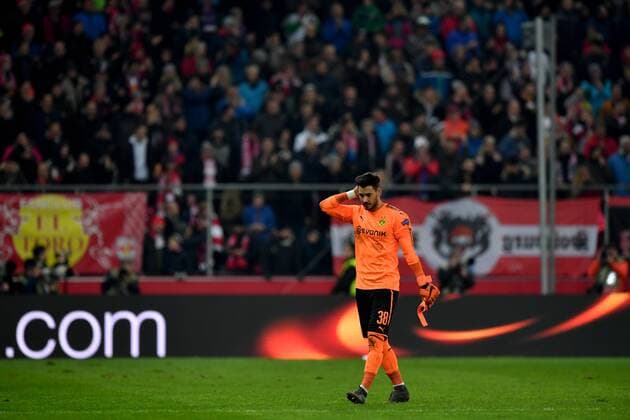 SOCCER - UEFA EL, RBS vs Dortmund SALZBURG,AUSTRIA,15.MAR.18 - SOCCER - UEFA Europa League, round of 16, Red Bull Salzburg vs Borussia Dortmund. Image shows the disappointment of Roman Buerki (Dortmund). GEPAxpictures xFlorianxErtl