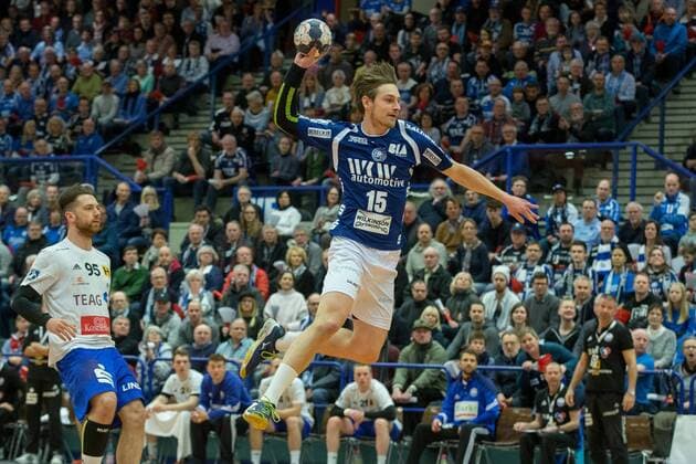 Milan Kotrc 15 Bergischer HC at the throw Bergischer HC vs ThSV Eisenach Handball 2 Bundesliga 17 03 18 Solingen NRW Germany Klingenhalle Copyright: xcdnx